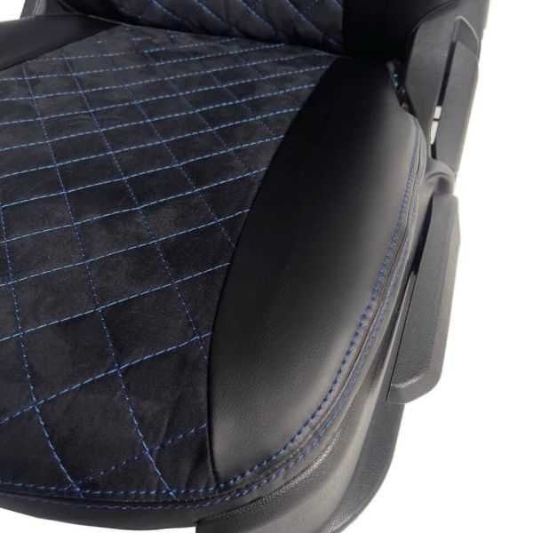 Чехлы Алькантара на Mitsubishi Outlander 3 с 2012+